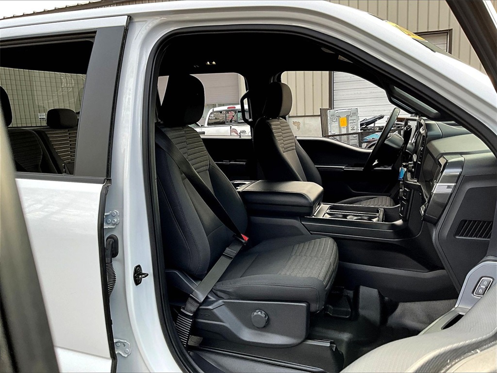 2023 Ford F-150 XL - Photo 11