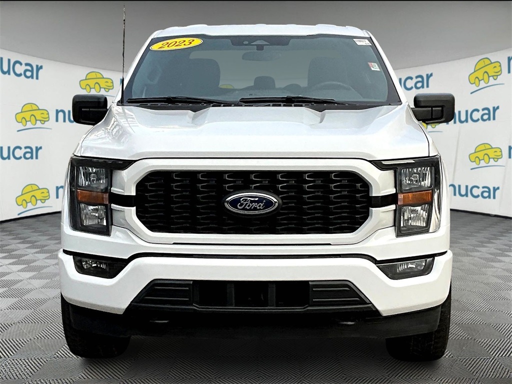 2023 Ford F-150 XL - Photo 2
