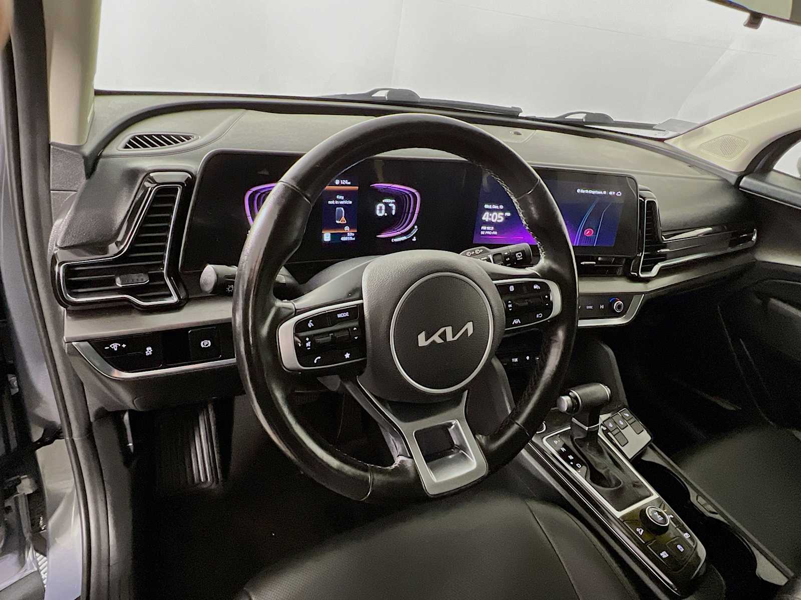 2023 Kia Sportage EX - Photo 11