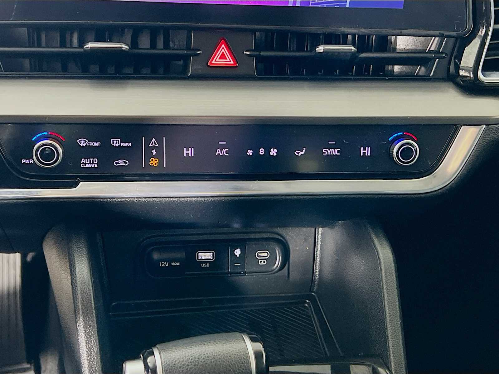 2023 Kia Sportage EX - Photo 16