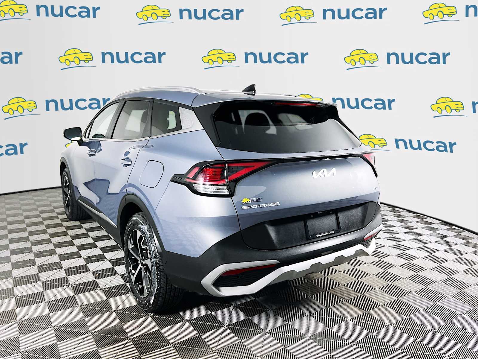 2023 Kia Sportage EX - Photo 5