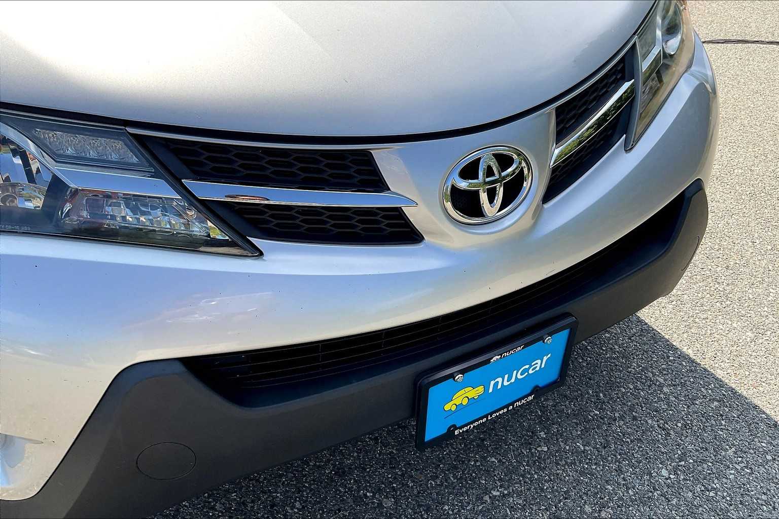 2015 Toyota RAV4 Limited - Photo 29