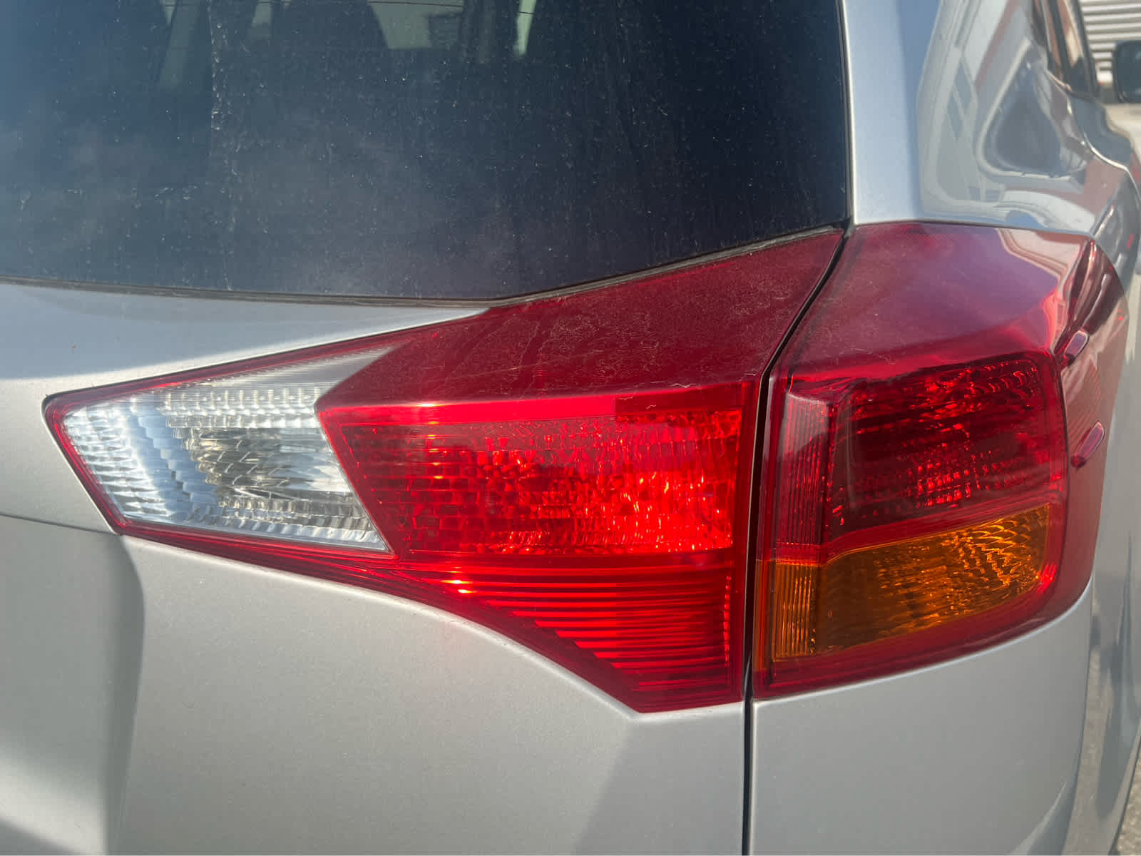2015 Toyota RAV4 Limited - Photo 9