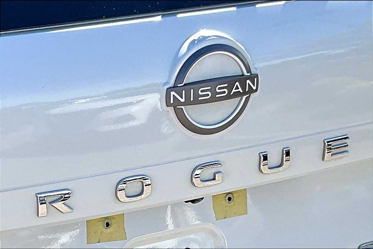 2023 Nissan Rogue SV - Photo 27