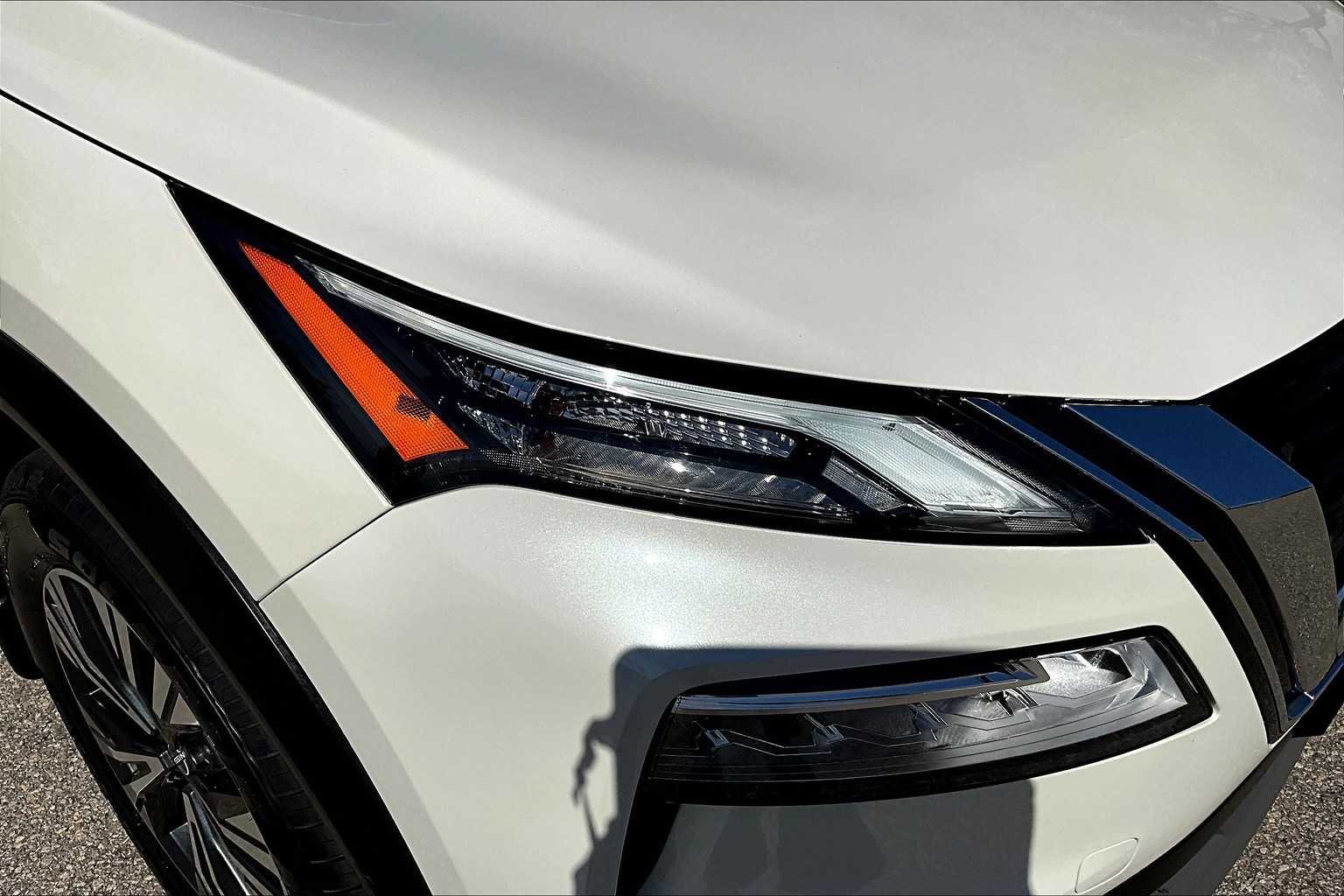 2023 Nissan Rogue SV - Photo 31