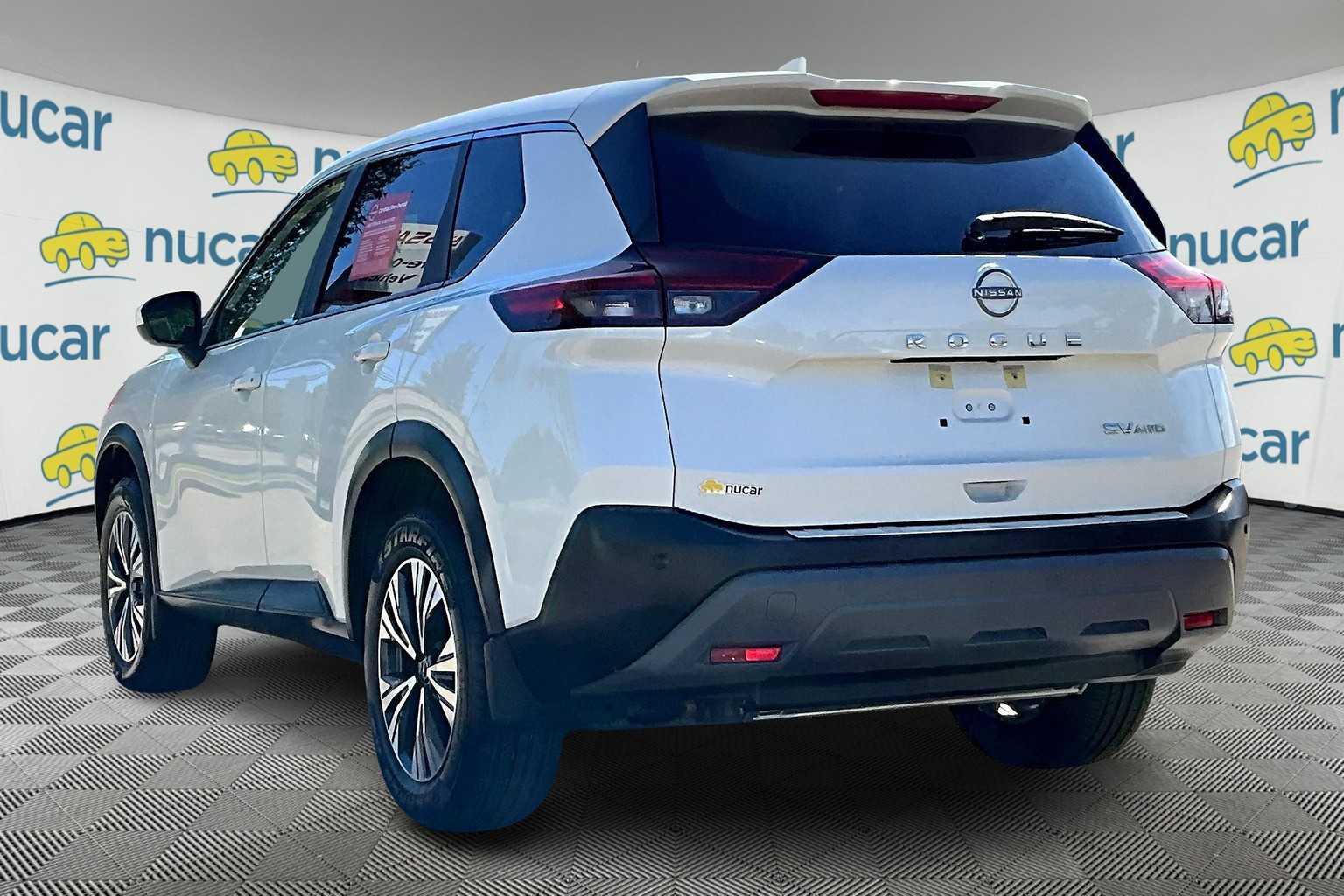 2023 Nissan Rogue SV - Photo 4