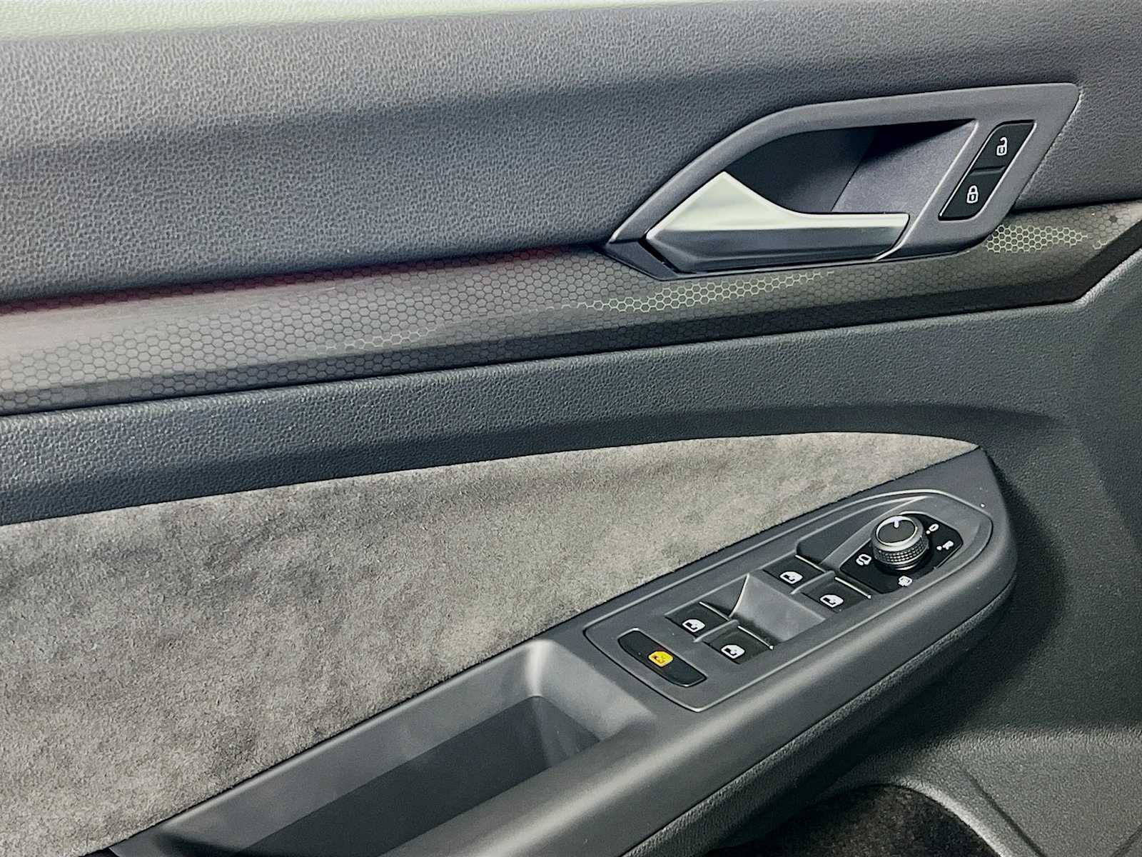 2024 Volkswagen Golf GTI 380 S - Photo 17