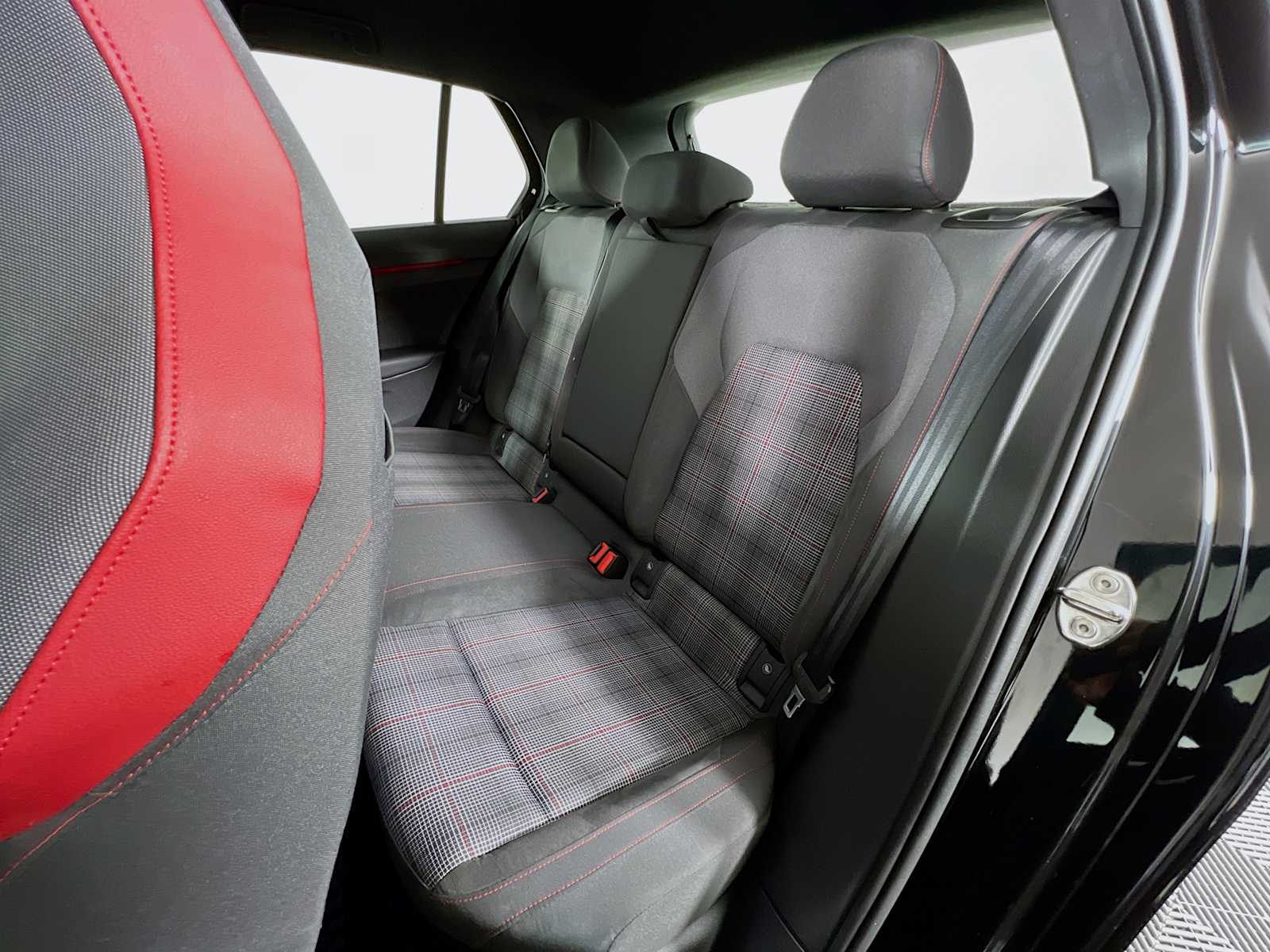 2024 Volkswagen Golf GTI 380 S - Photo 24