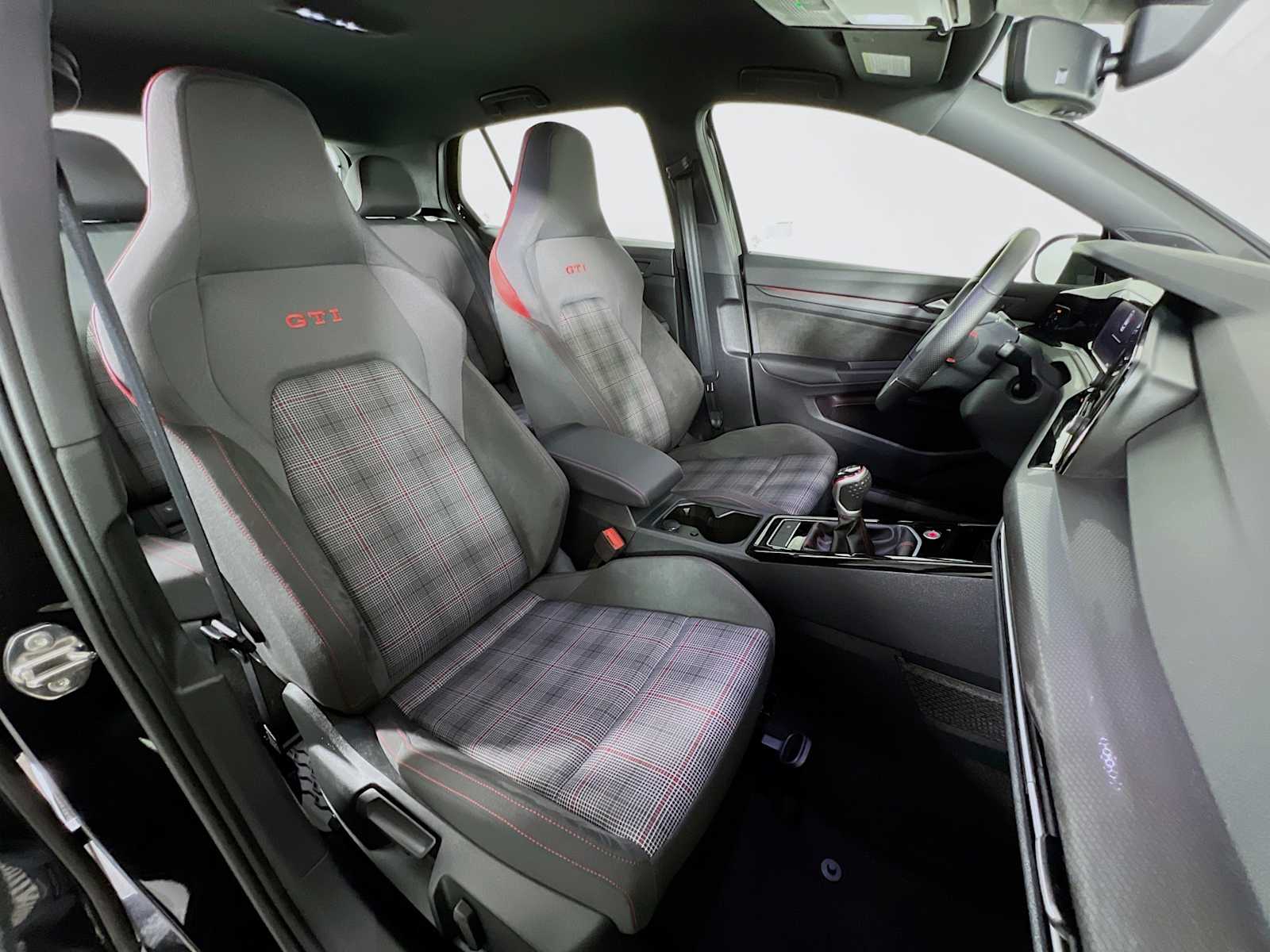 2024 Volkswagen Golf GTI 380 S - Photo 28