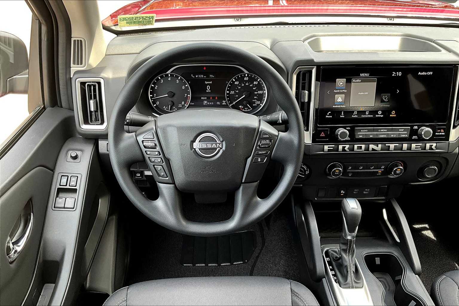2025 Nissan Frontier SV - Photo 17