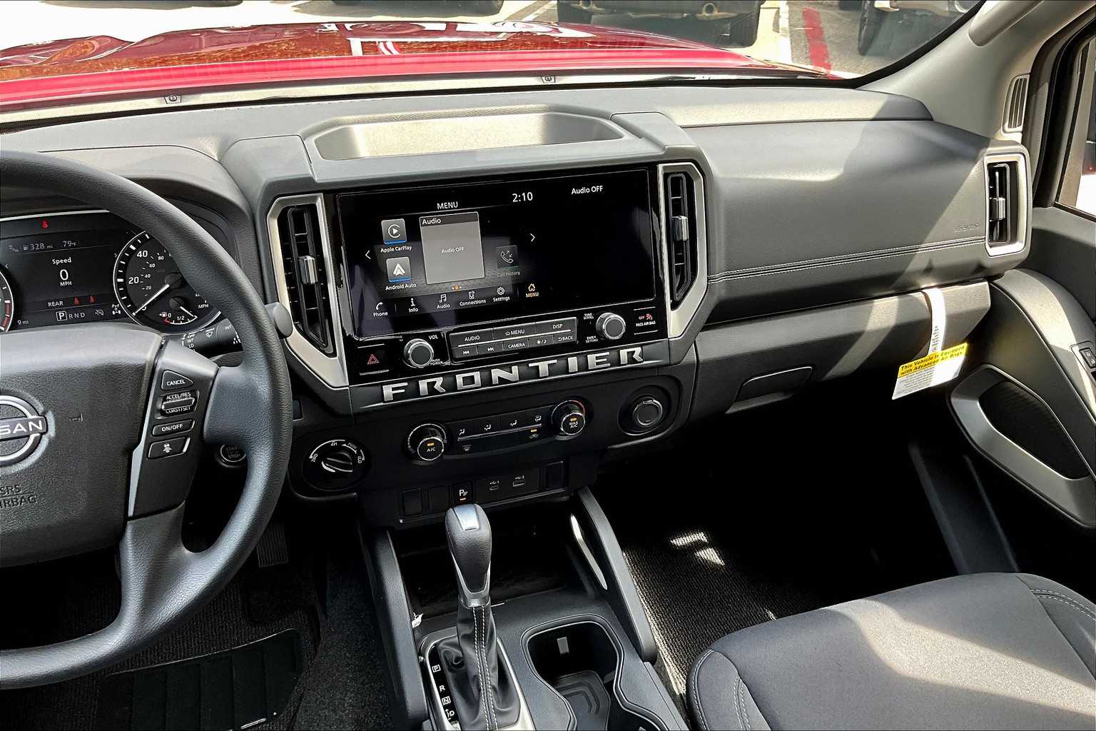 2025 Nissan Frontier SV - Photo 18