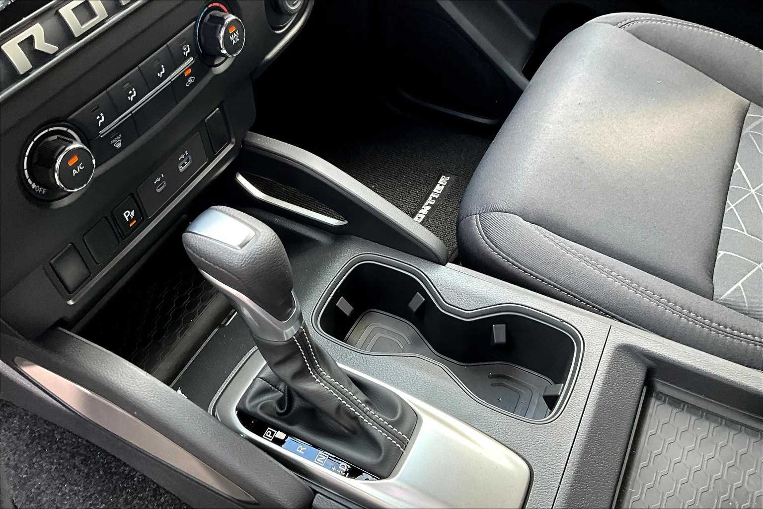 2025 Nissan Frontier SV - Photo 20