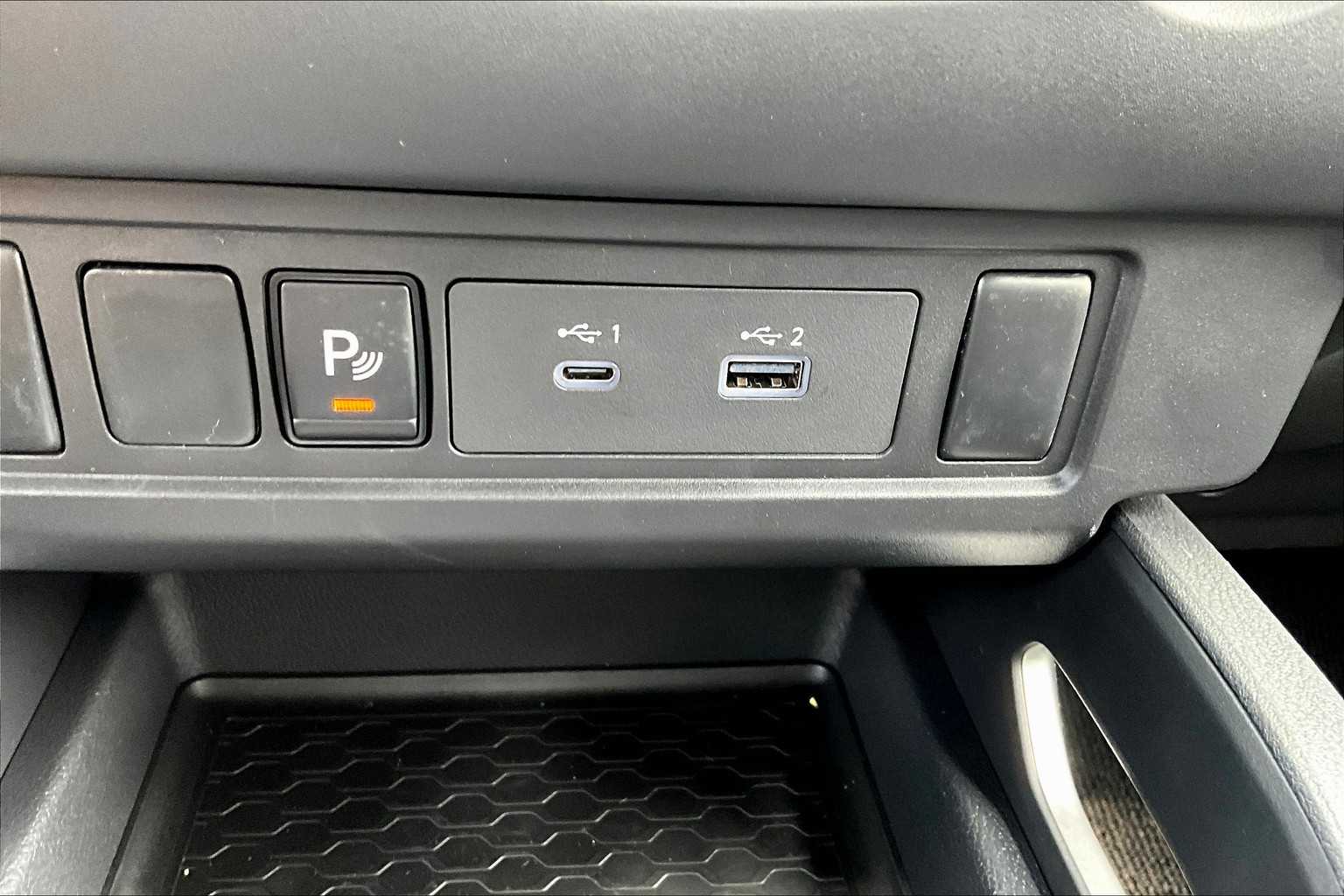 2025 Nissan Frontier SV - Photo 25
