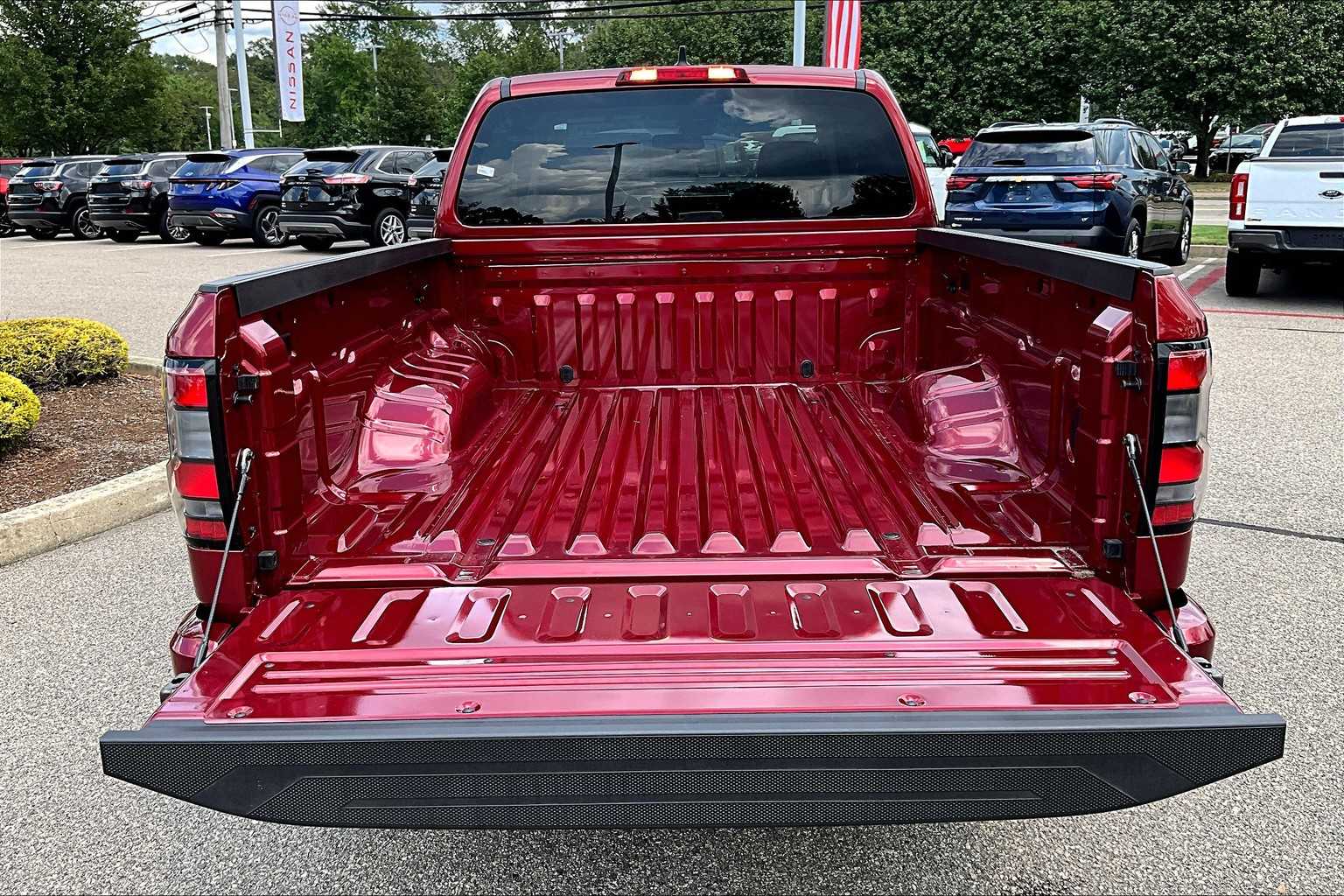 2025 Nissan Frontier SV - Photo 30