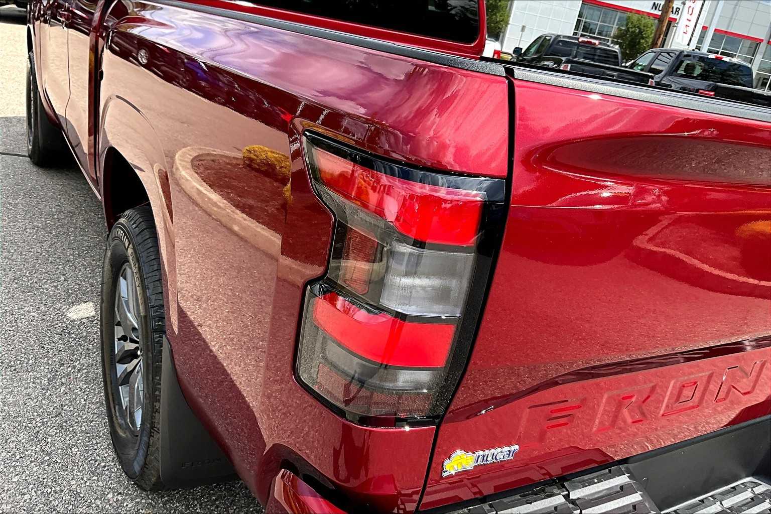 2025 Nissan Frontier SV - Photo 33