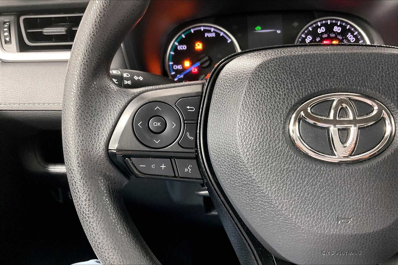 2021 Toyota RAV4 Hybrid LE - Photo 22