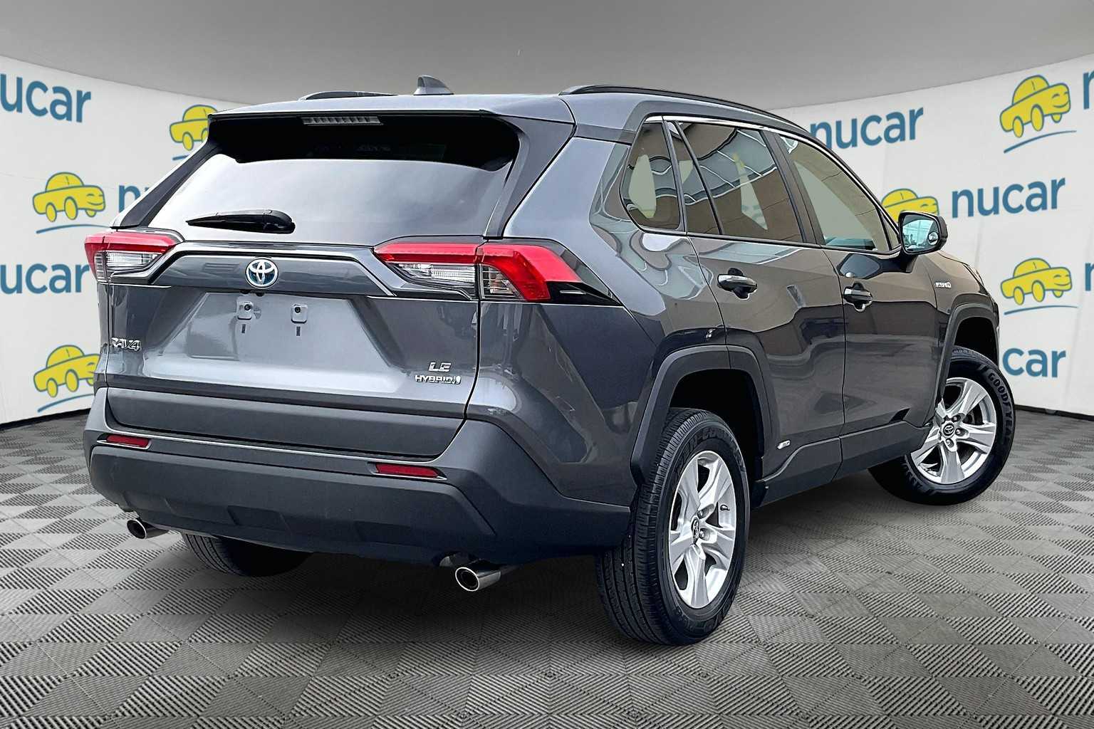 2021 Toyota RAV4 Hybrid LE - Photo 6