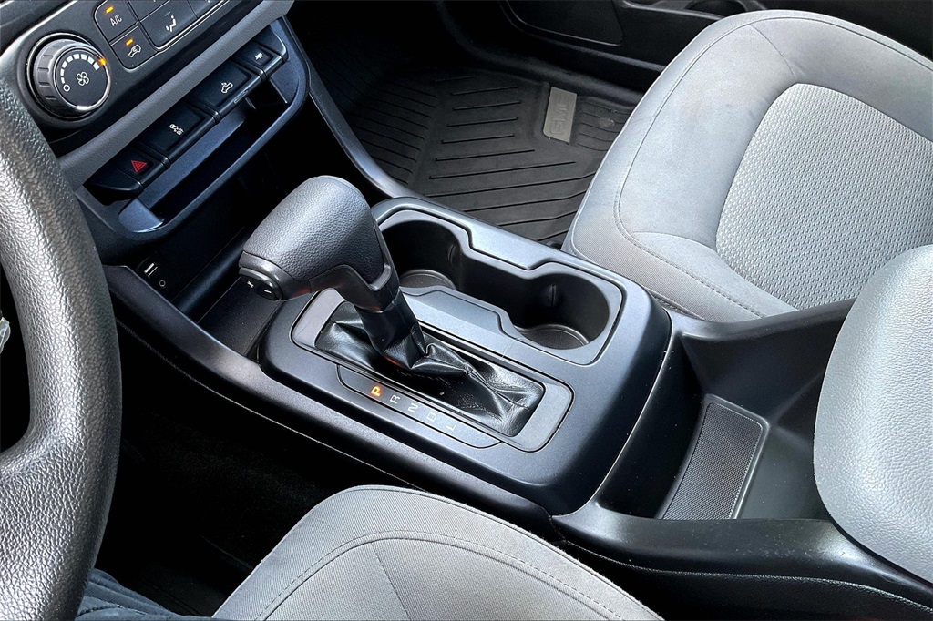 2017 Chevrolet Colorado Work Truck - Photo 19