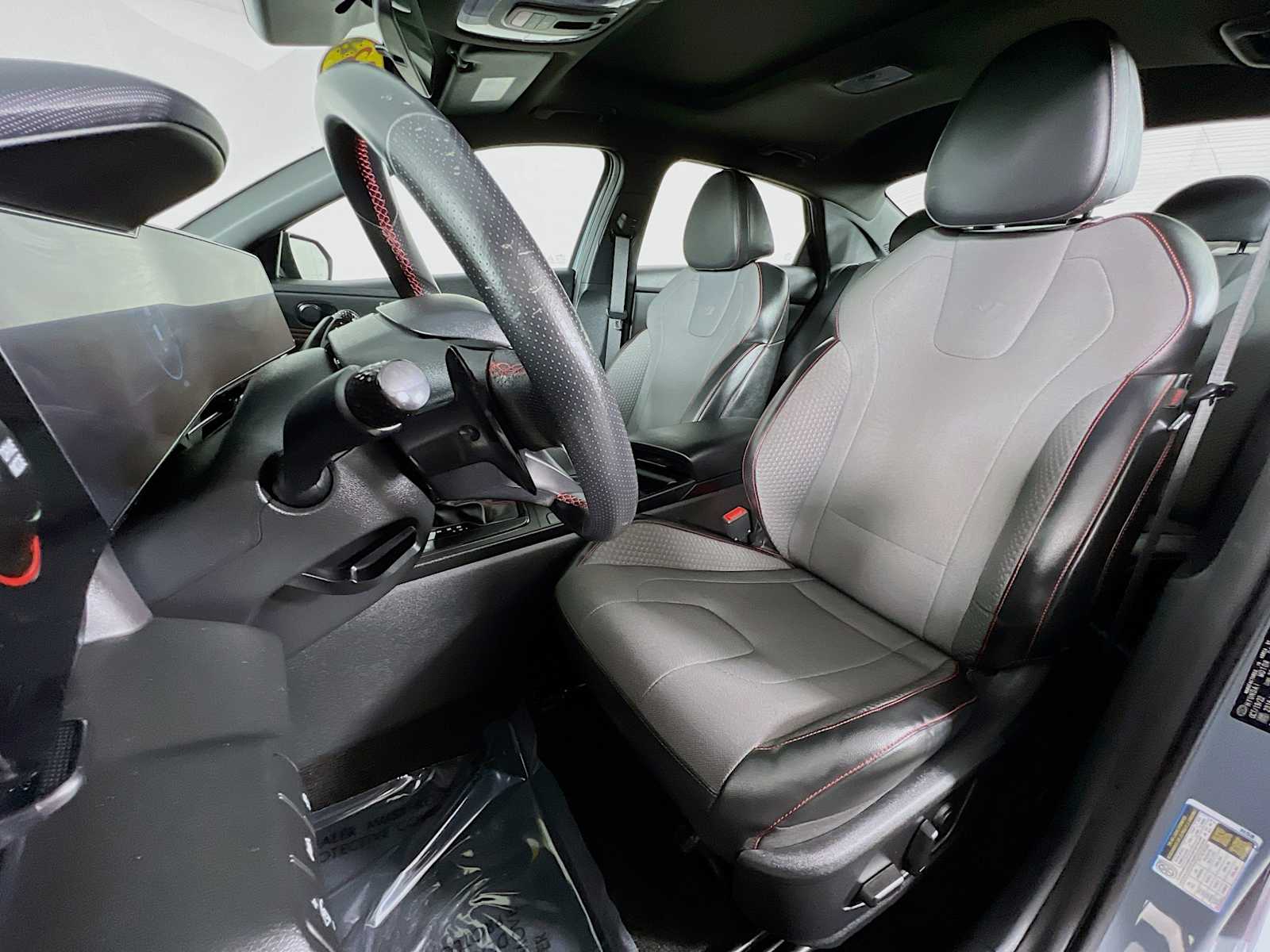 2023 Hyundai Elantra N Line - Photo 22