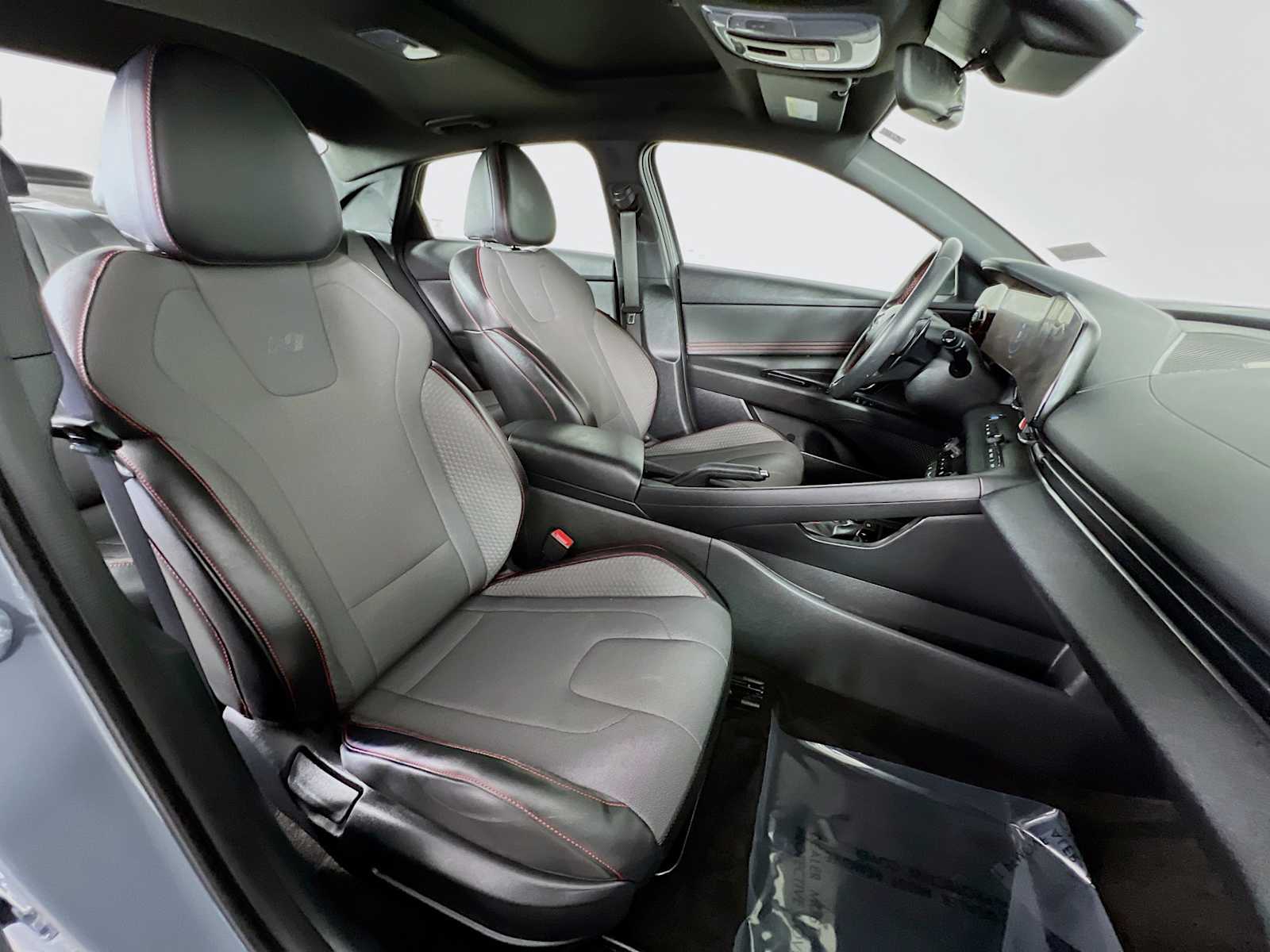 2023 Hyundai Elantra N Line - Photo 29