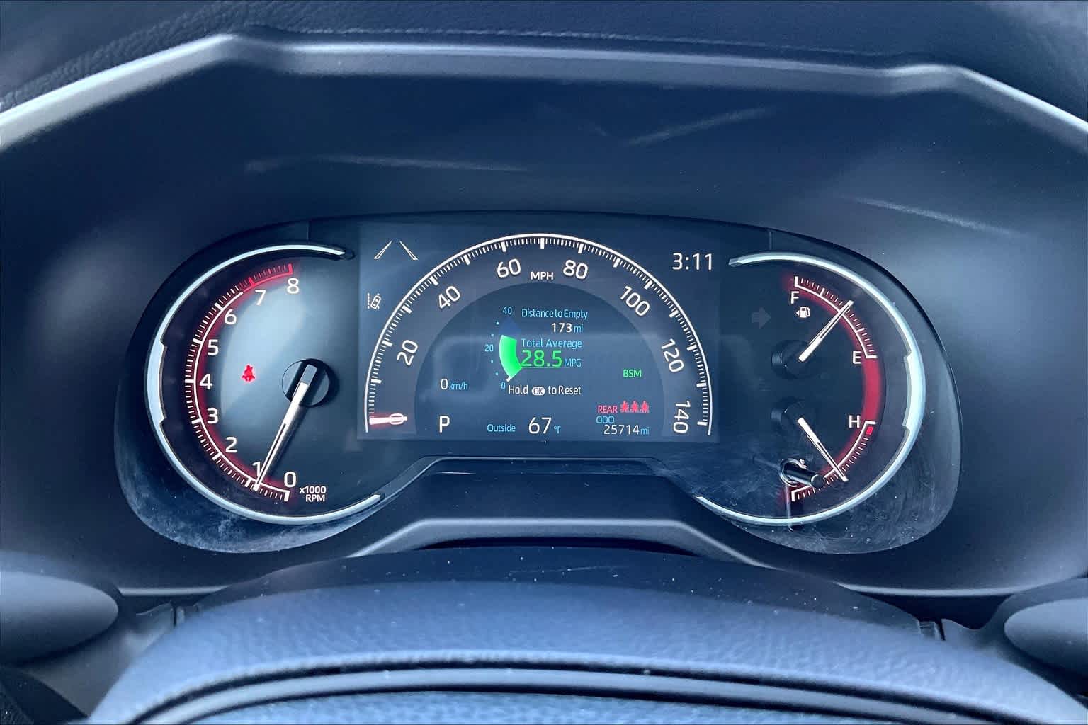 2024 Toyota RAV4 XLE - Photo 25
