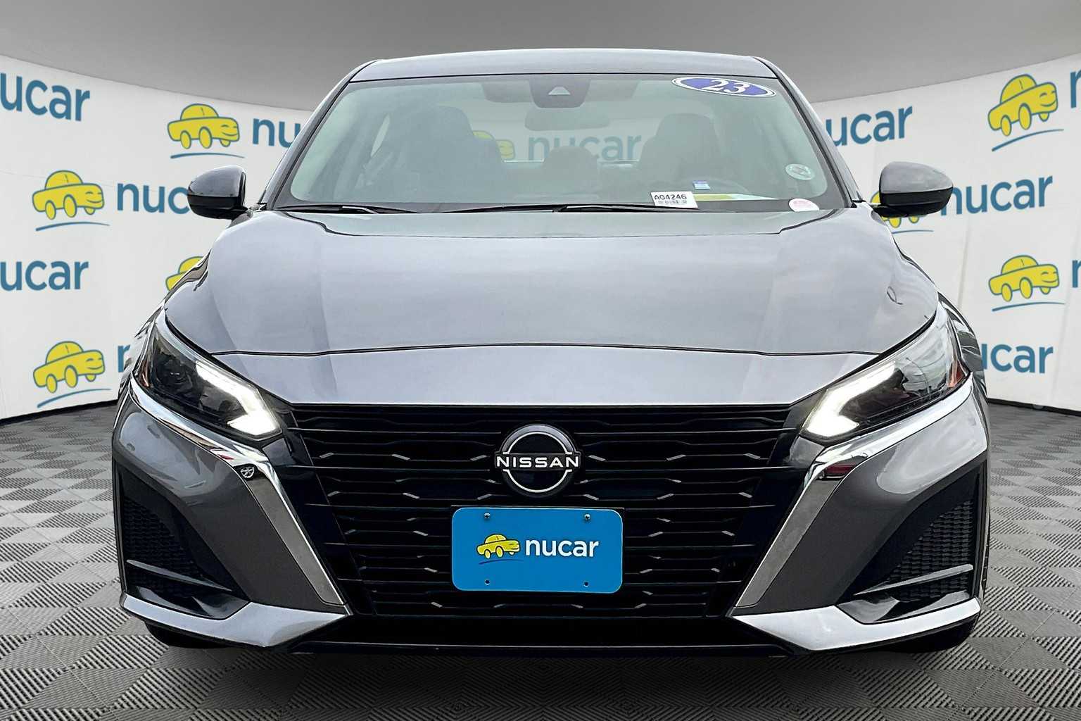 2023 Nissan Altima 2.5 SV - Photo 2