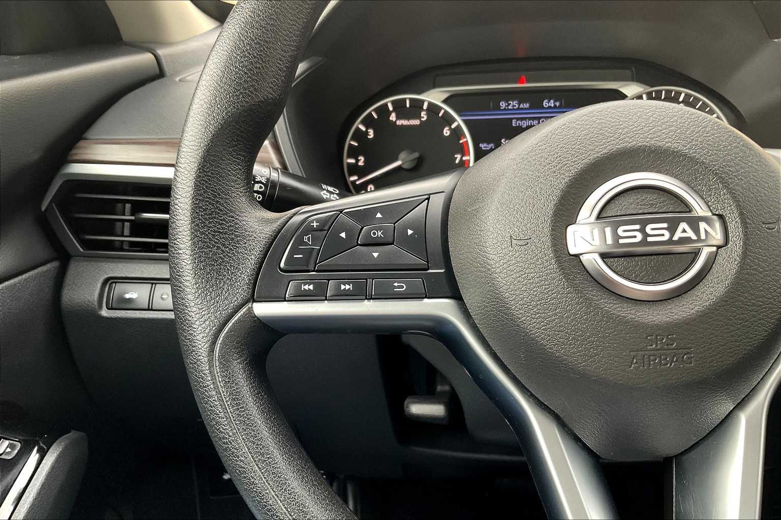 2023 Nissan Altima 2.5 SV - Photo 22