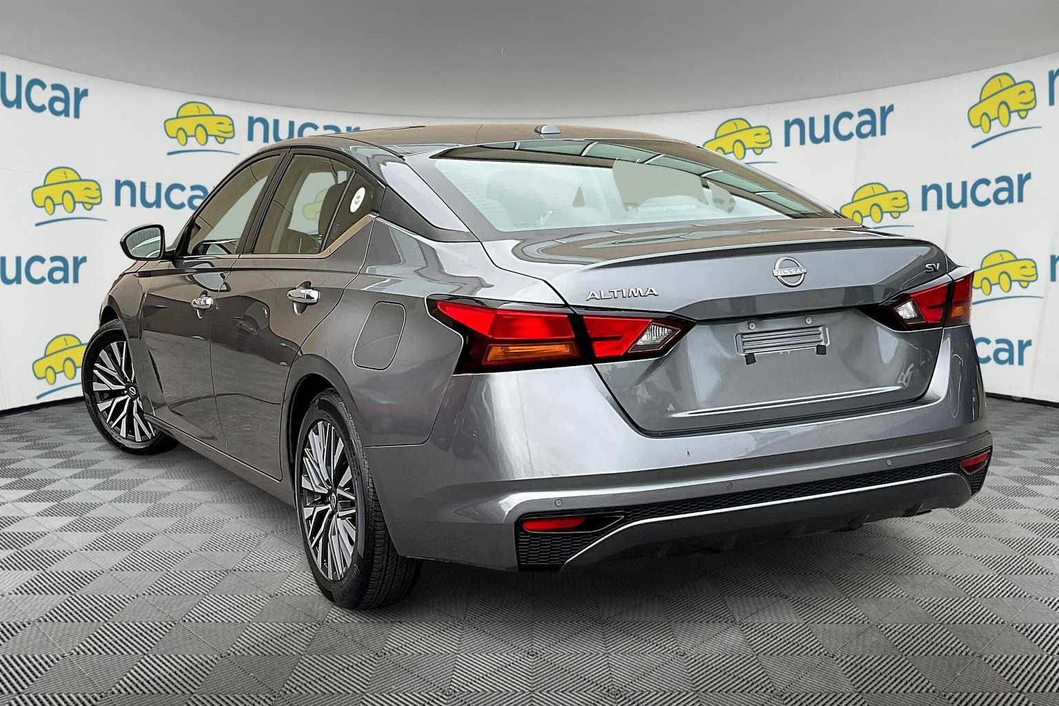 2023 Nissan Altima 2.5 SV - Photo 4