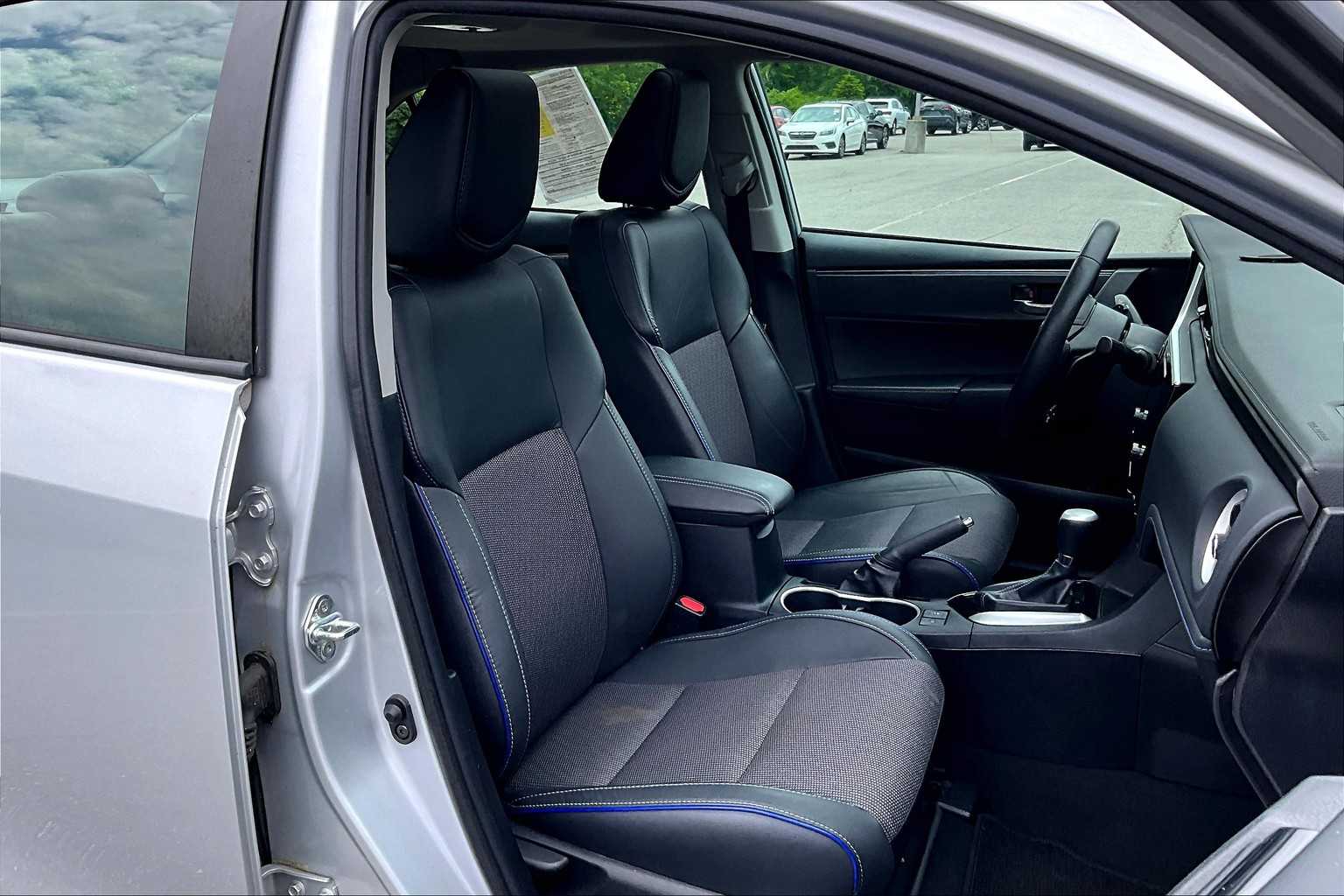 2018 Toyota Corolla SE - Photo 11