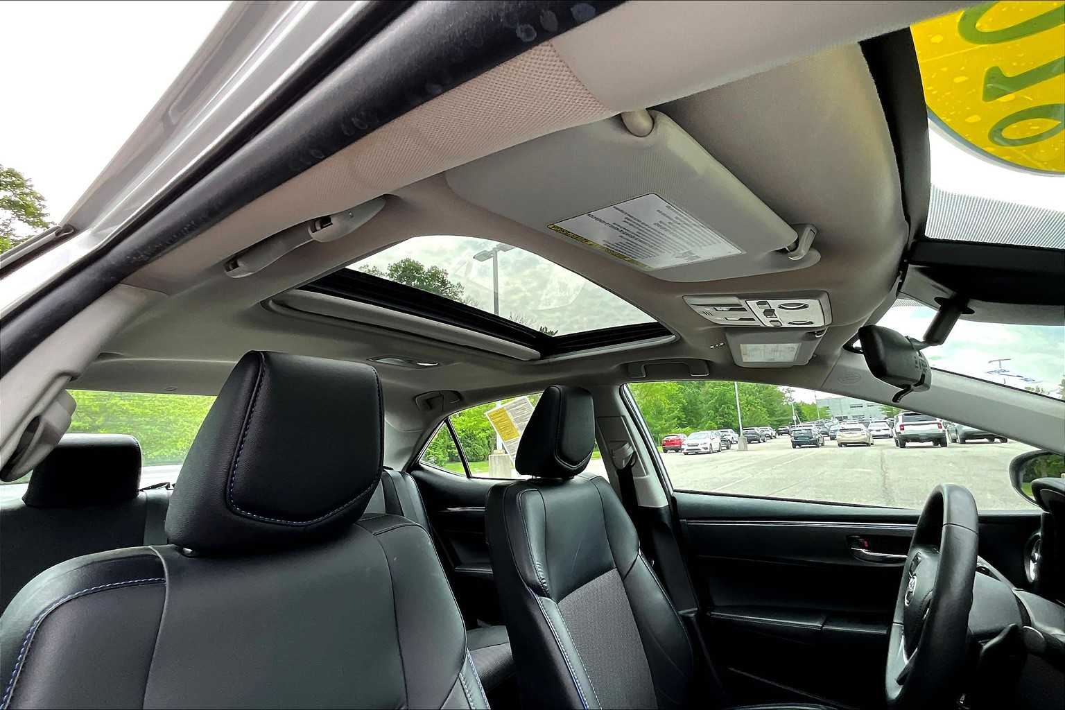 2018 Toyota Corolla SE - Photo 22