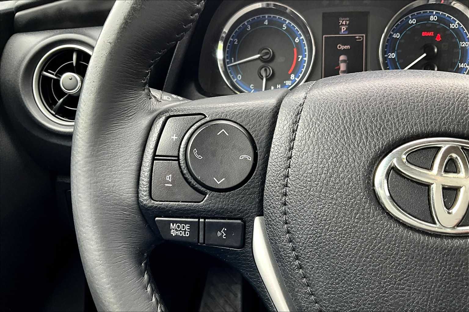 2018 Toyota Corolla SE - Photo 23