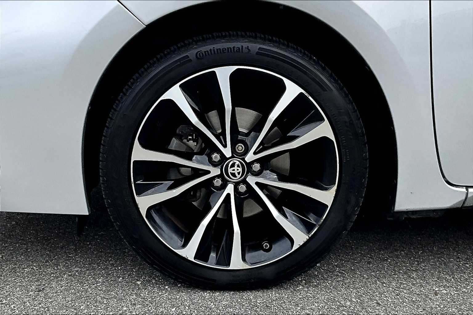 2018 Toyota Corolla SE - Photo 7