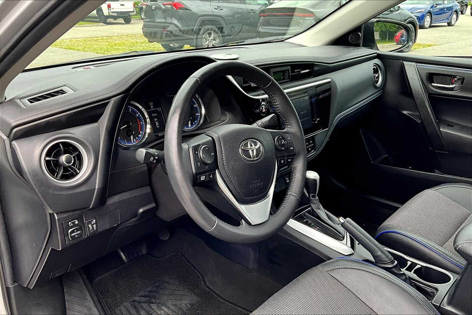 2018 Toyota Corolla SE - Photo 8