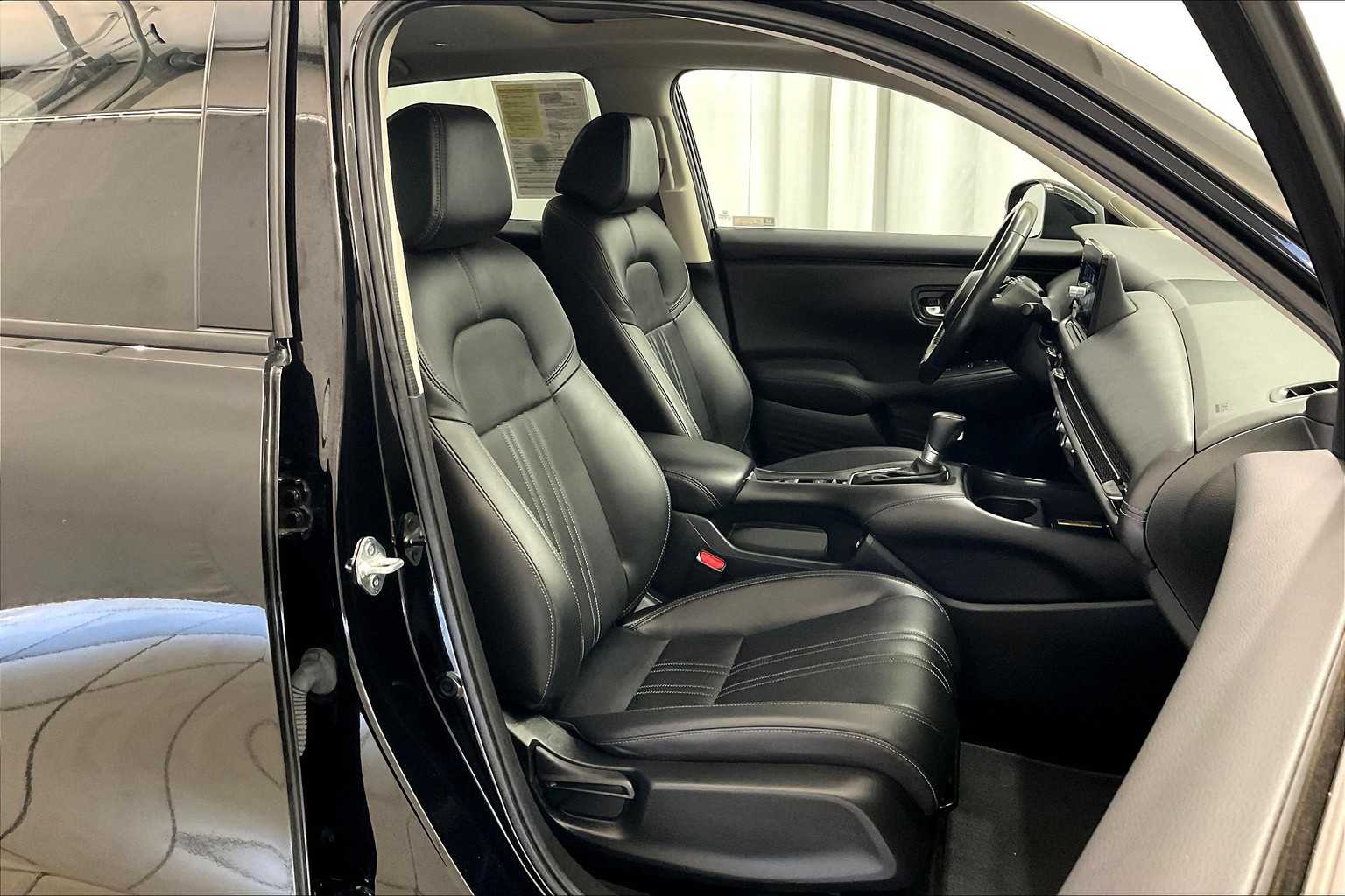 2023 Honda HR-V EX-L - Photo 11