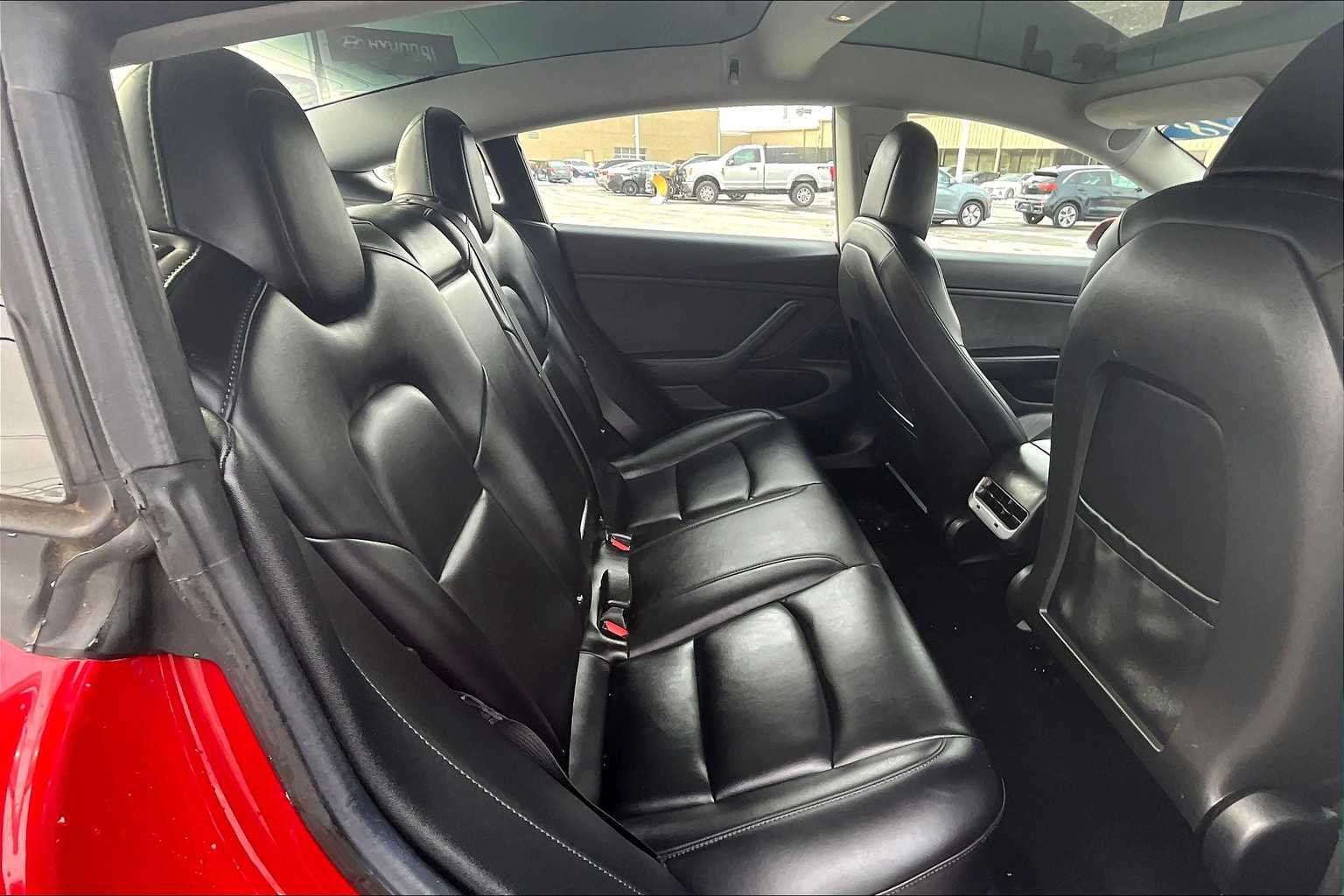 2018 Tesla Model 3 Long Range Battery - Photo 32
