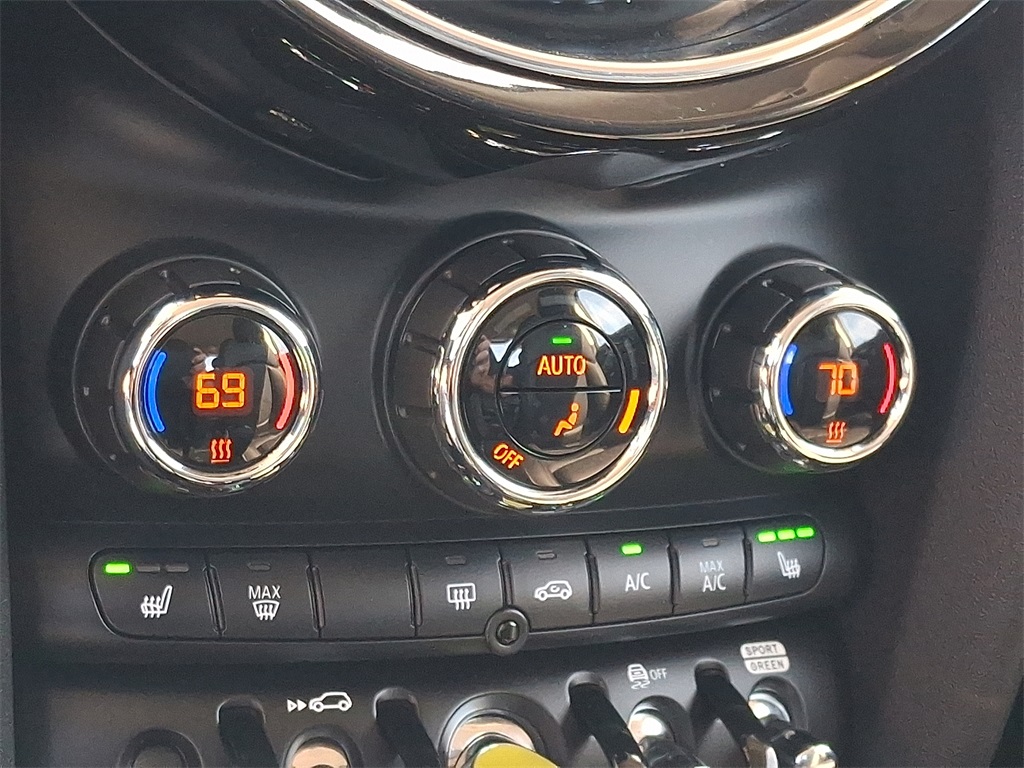 2022 MINI Cooper SE Electric  - Photo 16