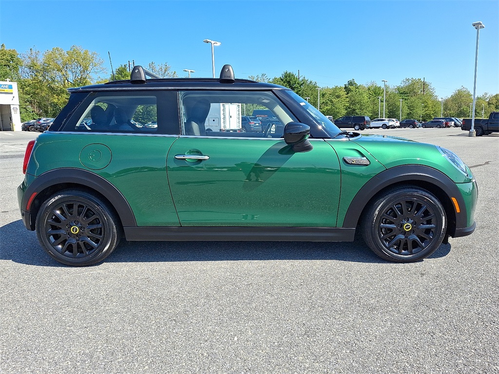 2022 MINI Cooper SE Electric  - Photo 8