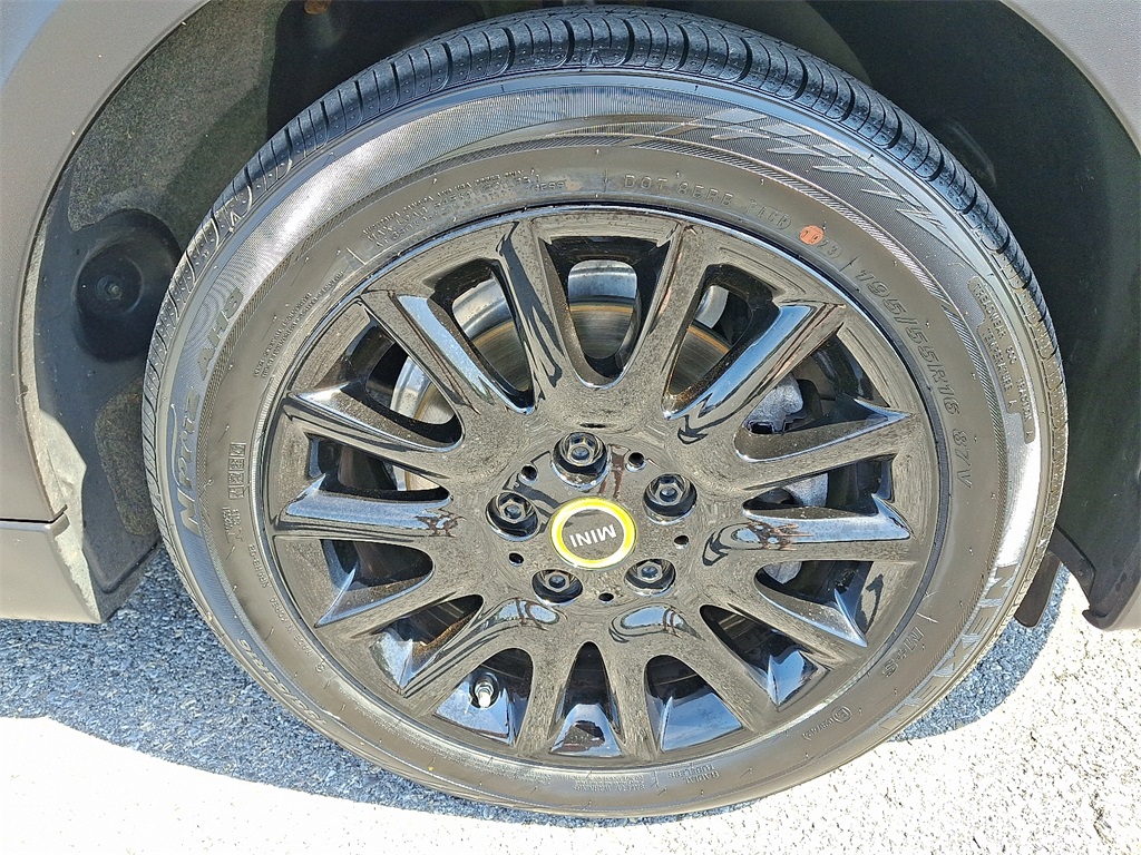 2022 MINI Cooper SE Electric  - Photo 9