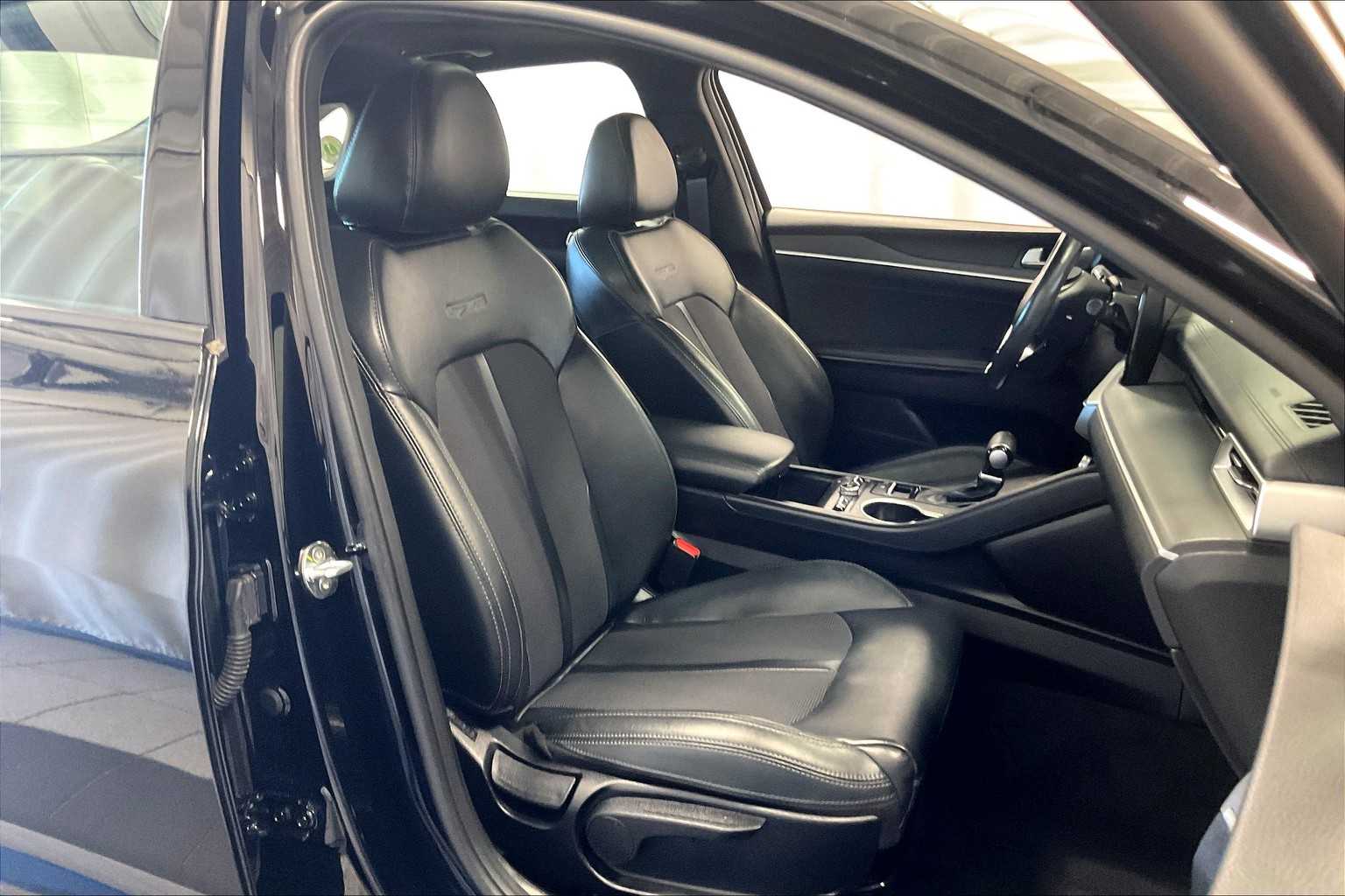 2022 Kia K5 GT-Line - Photo 11