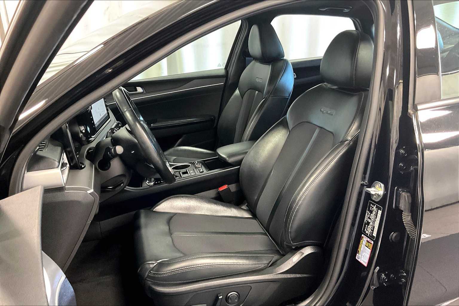 2022 Kia K5 GT-Line - Photo 10