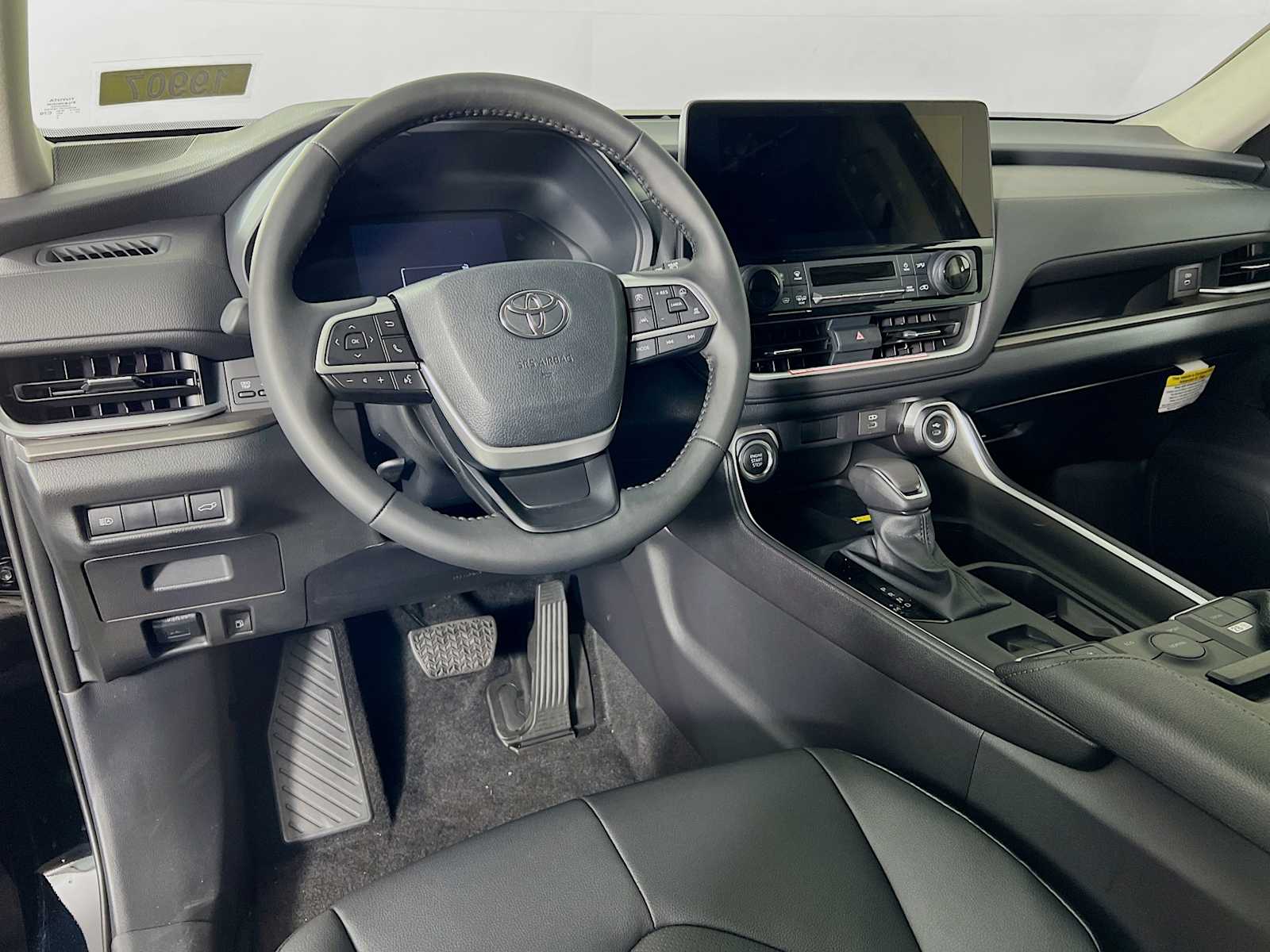 2025 Toyota Grand Highlander XLE - Photo 6