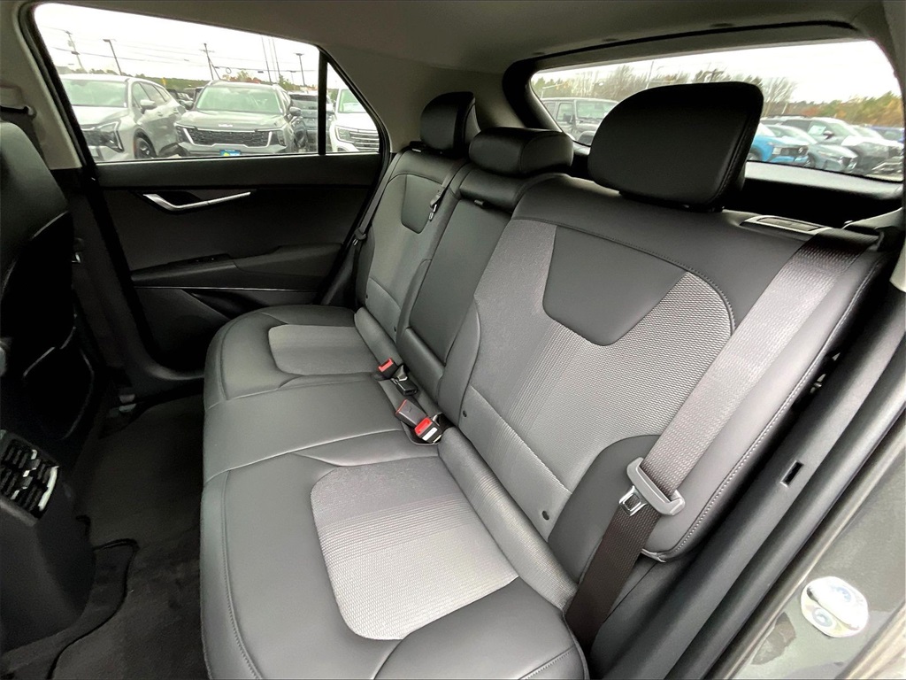 2025 Kia Niro EV Wind - Photo 15