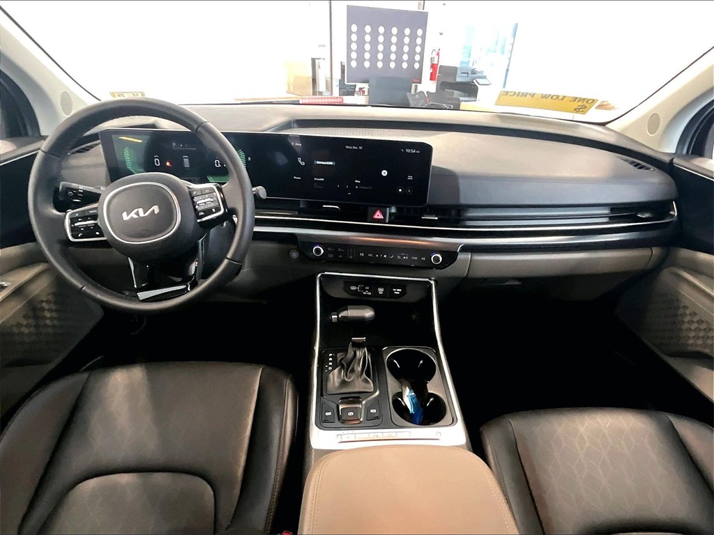 2025 Kia Carnival LXS - Photo 22