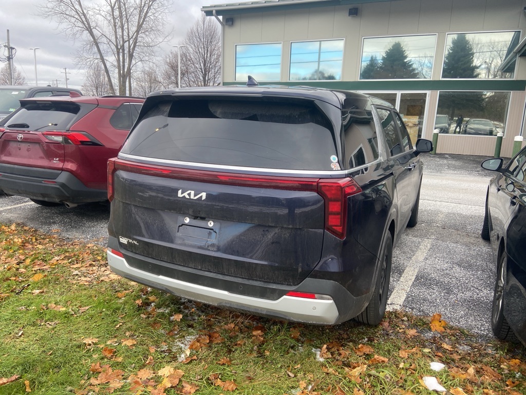 2025 Kia Carnival LXS - Photo 5