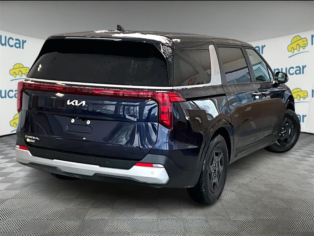 2025 Kia Carnival LXS - Photo 6