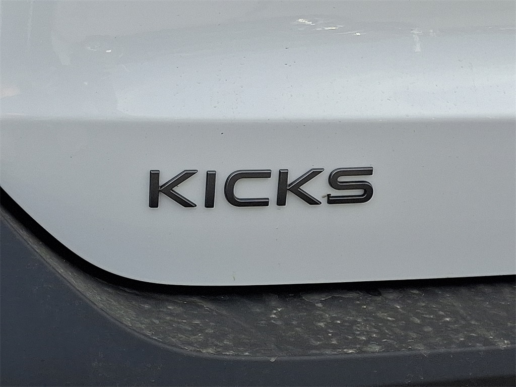 2025 Nissan Kicks SV - Photo 20