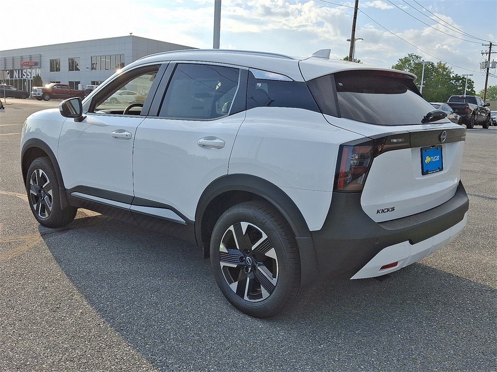 2025 Nissan Kicks SV - Photo 3