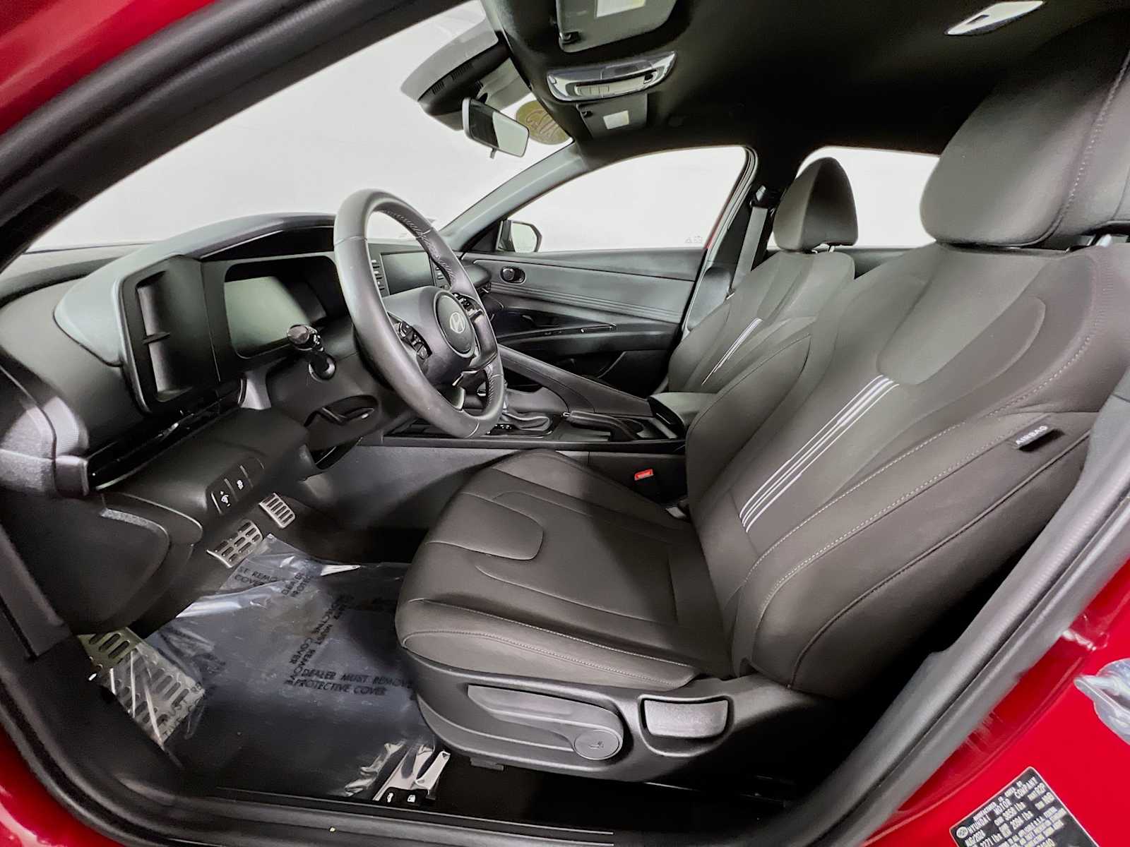 2025 Hyundai Elantra SEL Sport - Photo 19