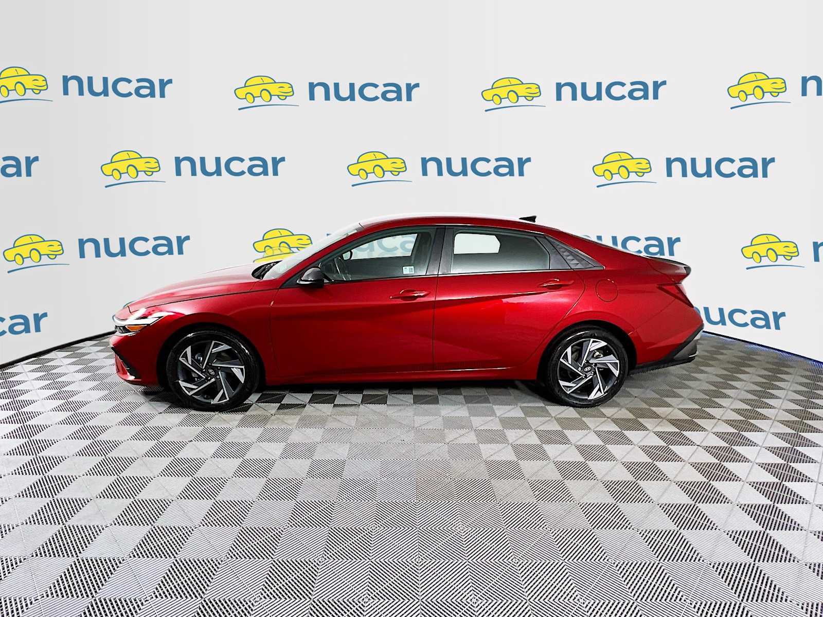 2025 Hyundai Elantra SEL Sport - Photo 4
