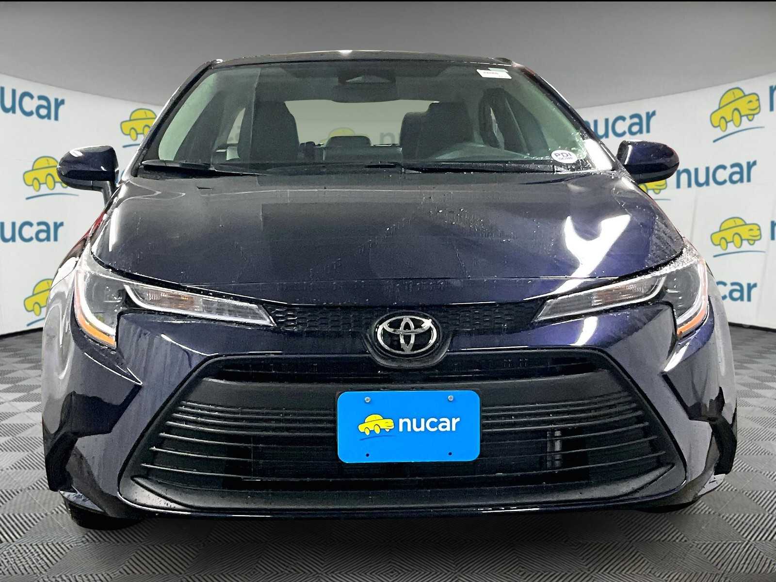2026 Toyota Corolla LE - Photo 3